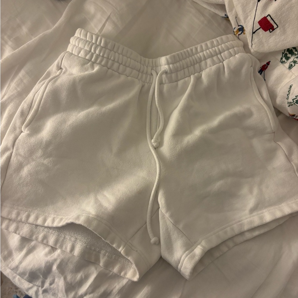 aritzia tna cozy shorts